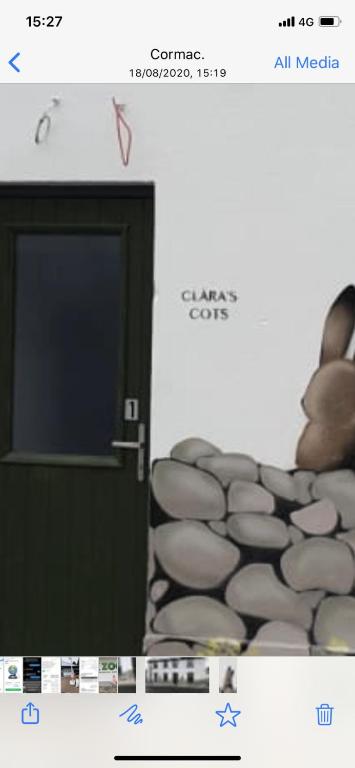 Clara's Cots room 5
